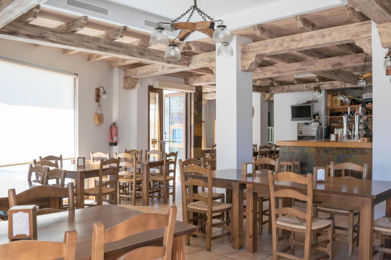 Rio Salado Conil Hostal Conil De La Frontera Dış mekan fotoğraf